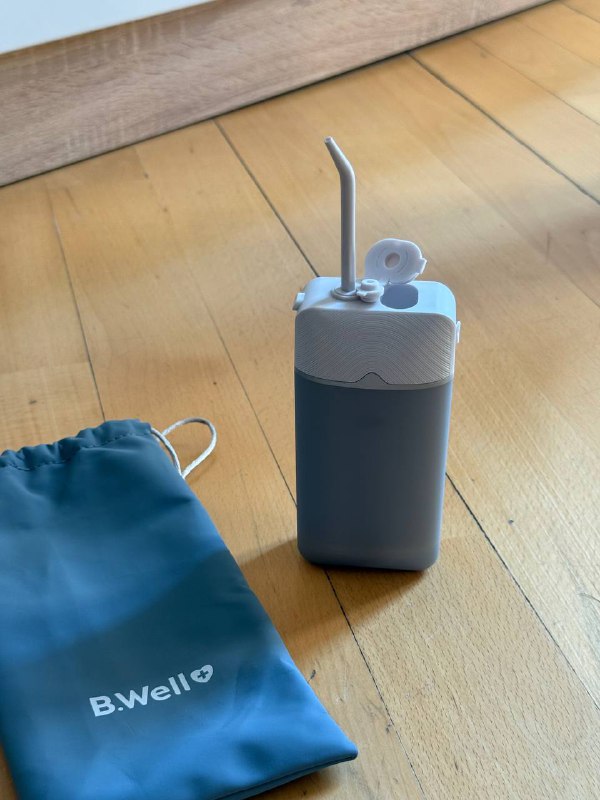 Зарядка MacBook, Apple AirPods, павербанки Xiaomi и Hoco, умная розетка, Wi-fi выключатель, ZigBee gateway, вакуумный пылесос, ирригатор, микрофон 8