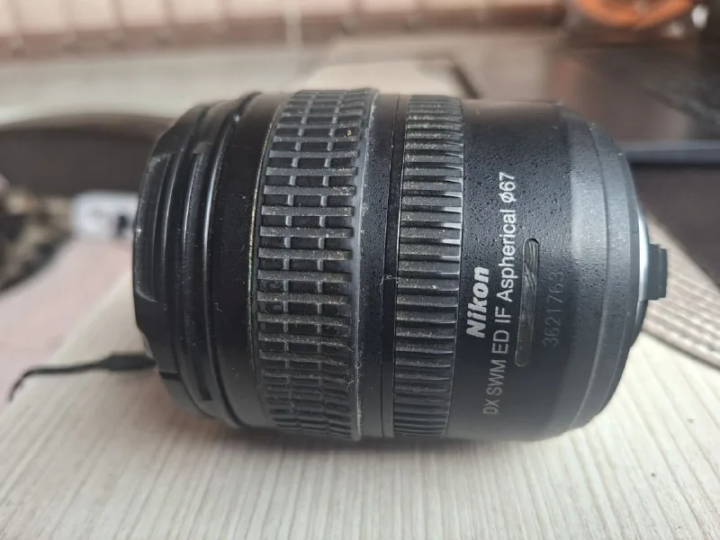 Объектив Nikon 18–70 мм 1
