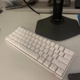 Игровой компьютер с монитором и периферией 3