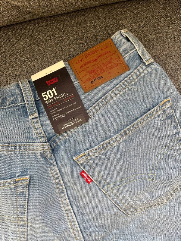 шорты Levi’s 501, атласная блузка Topshop 6