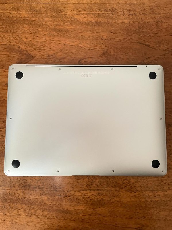 MacBook Air 13 M1 16GB 256GB 6