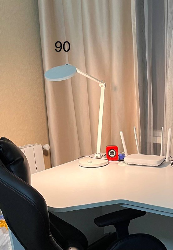 Туристические стулья, книги, настольная игра Scrabble, настольная лампа Xiaomi 4