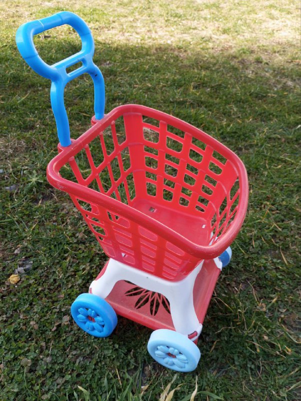 Радио-няня, Кроватка, держатель для стакана, Конструктор, Эргорюкзак, Трек Хот Вилс, Домик, набор для купания, Тележка, Пистолет Нерф, Паркинг, Развивающая игрушка 4