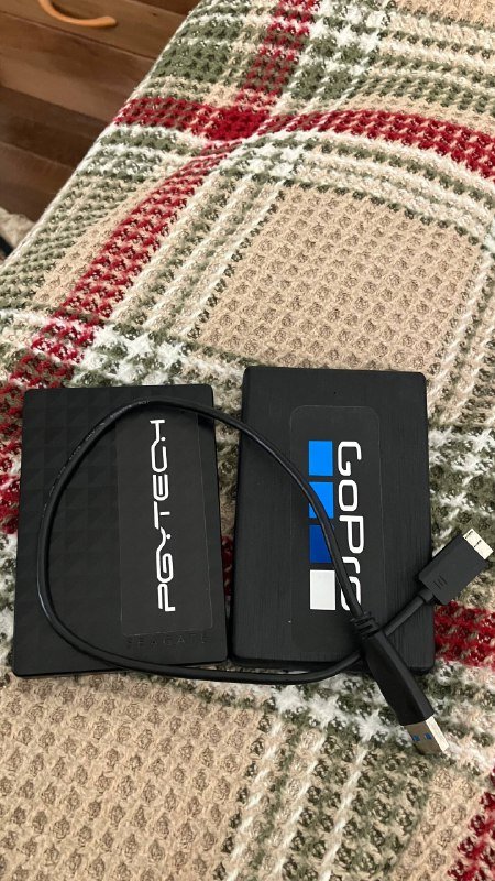 MacBook Pro 15, Redmi Note 8 pro, HDD внешние накопители 2Тб и 320Гб 3