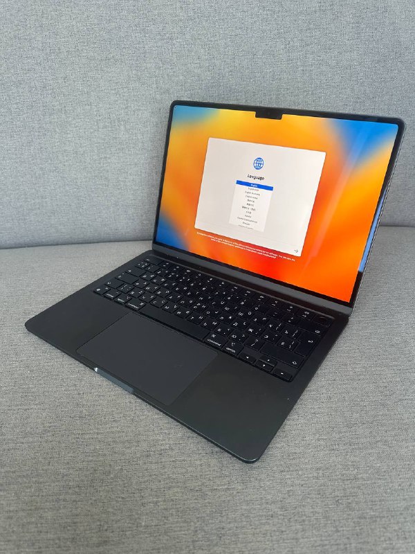 MacBook Air 13.6” M2, Xiaomi Smart Air Purifier 4 Compact, Huawei Watch D2