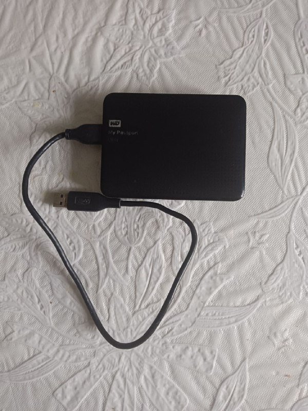 Внешний жёсткий диск 2Тб