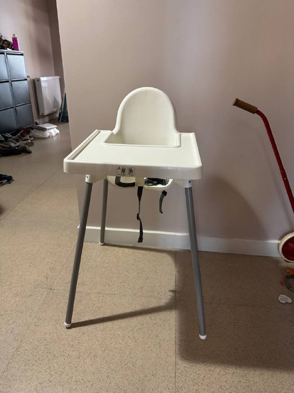 Стул икеа для кормления