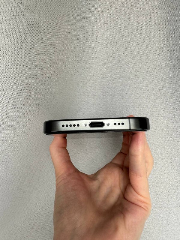 iPhone 15 Pro 128GB in perfect condition 5