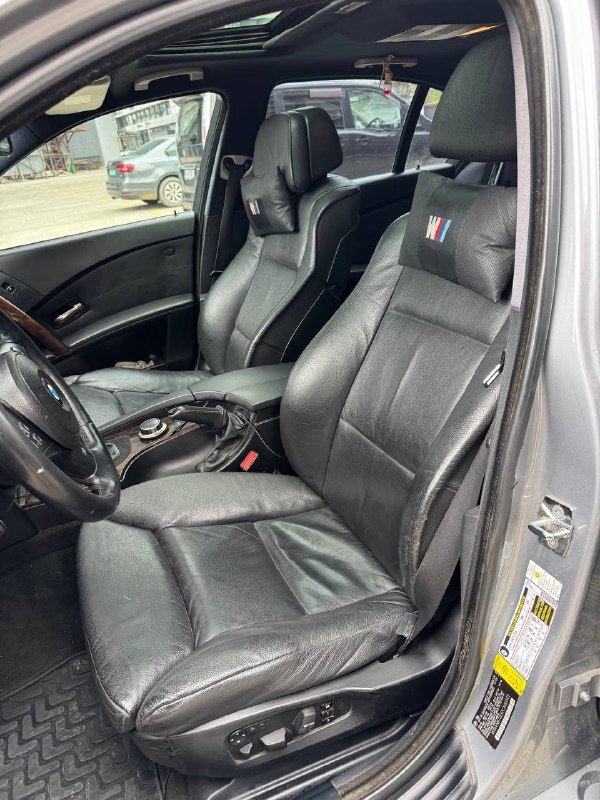 BMW E60 530i 3
