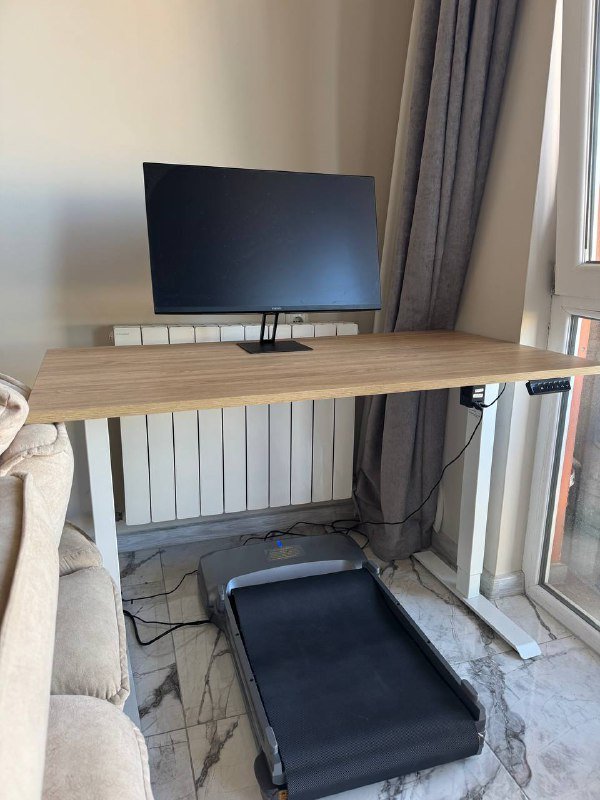 Стол с регулируемой высотой