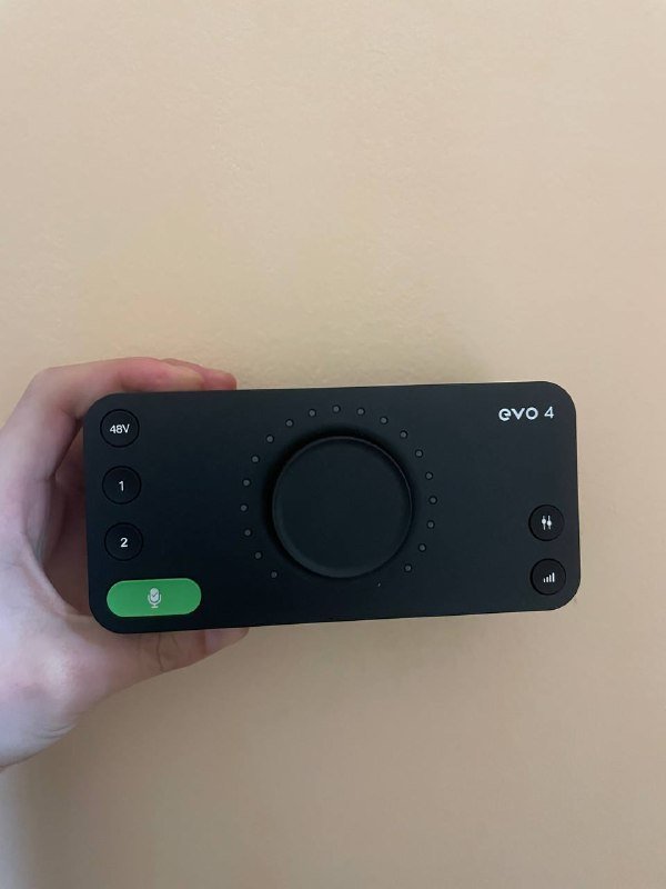 звукoвая карта Audient EVO 4