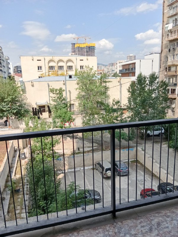 Квартира в Башне Axis на Саирме 55 в Сабуртало 3