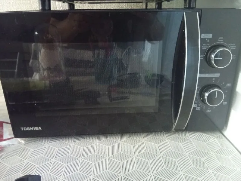 Микроволновка Toshiba 1