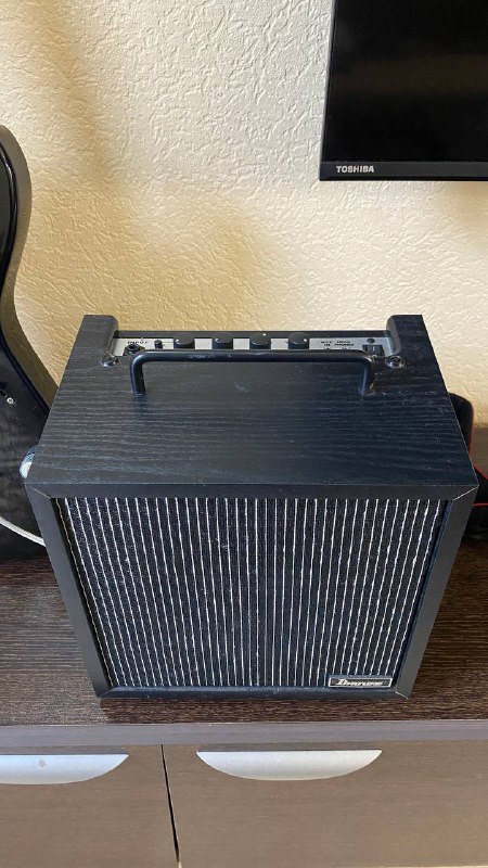 Электро гитара Ibanez, комбик Ibanez, чехол, ремень 2