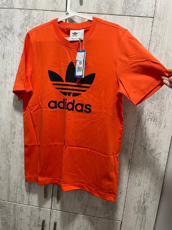 Мужские футболки Adidas оранжевая и серая