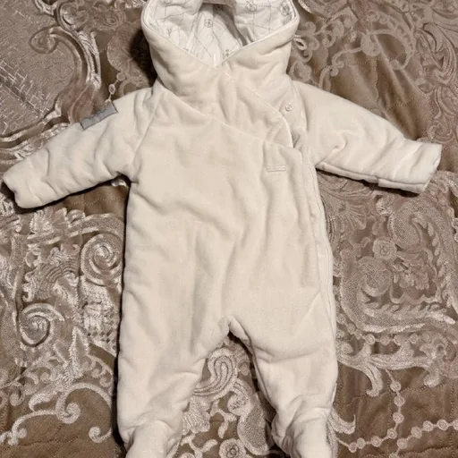 Autumn velour baby jumpsuit