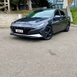 Hyundai Elantra SEL 3