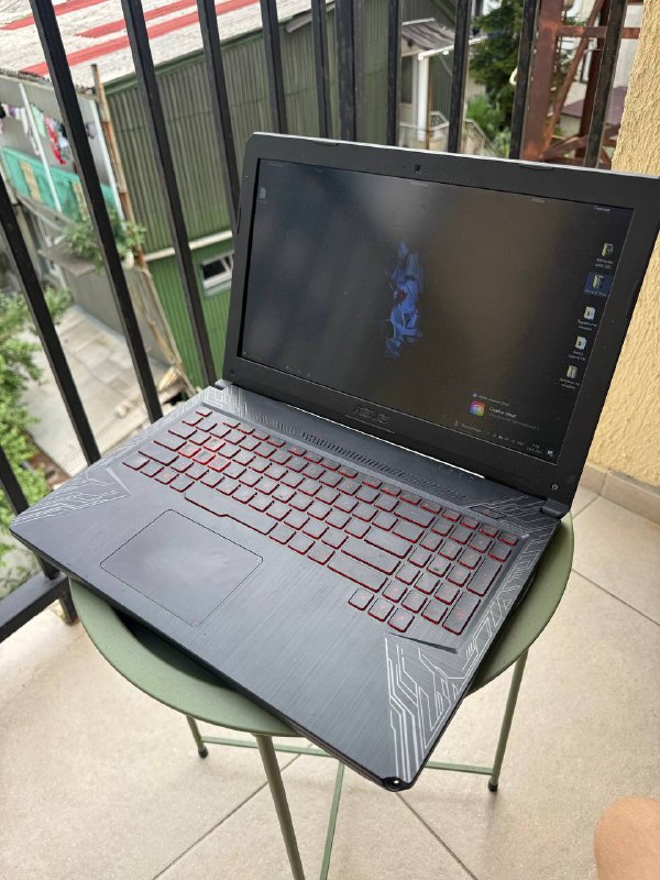 Игровой ноутбук ASUS i7 GTX 1060 16GB RAM 2