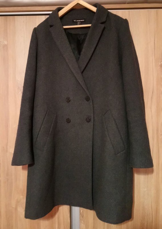 Теплое серое пальто TRF Outerwear