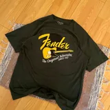 ვინტაჟური Fender-ის მაისური 1
