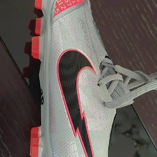 Бутсы Nike
