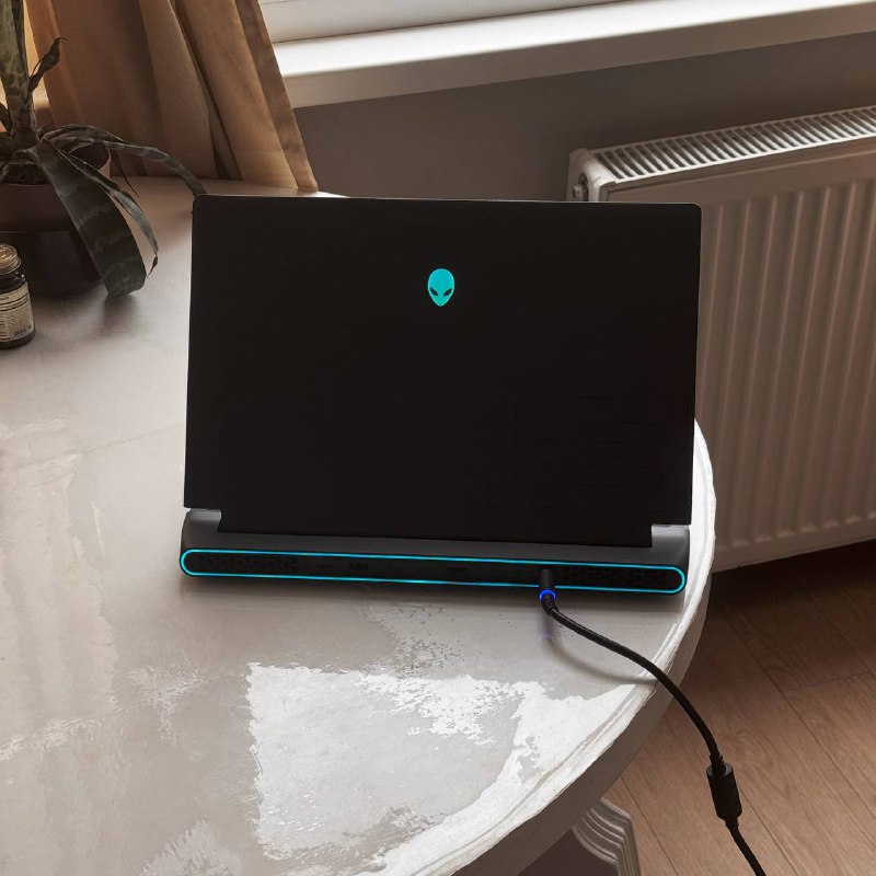 Игровой ноутбук Alienware m15 R7 i7-12700H RTX 3070 Ti 16GB 1TB 6