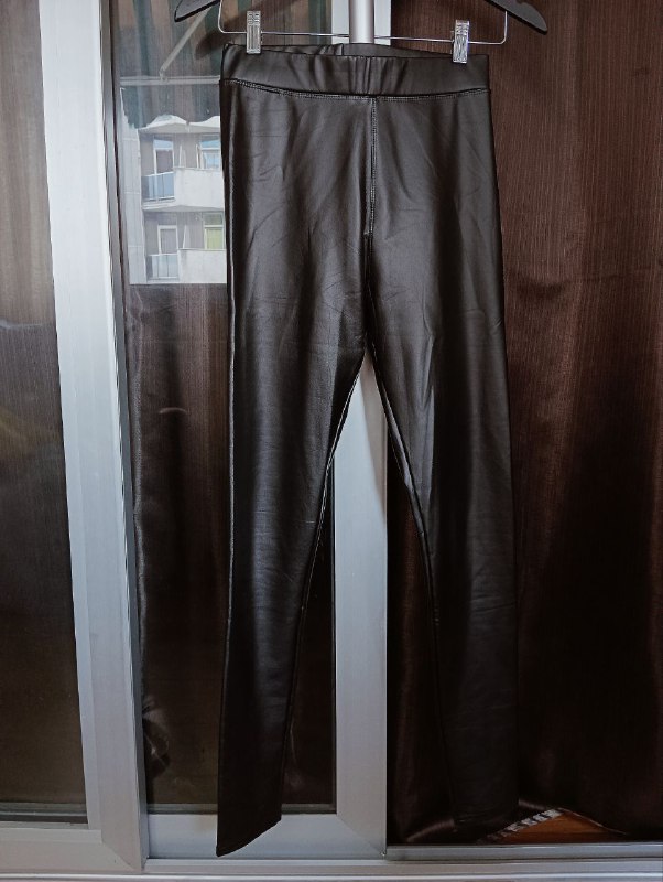 Джинсы H&M, Lady Anthony, Ostin, Комбинезон Tom Taylor, Юбка Hauber, Леггинсы, Белый топ 7