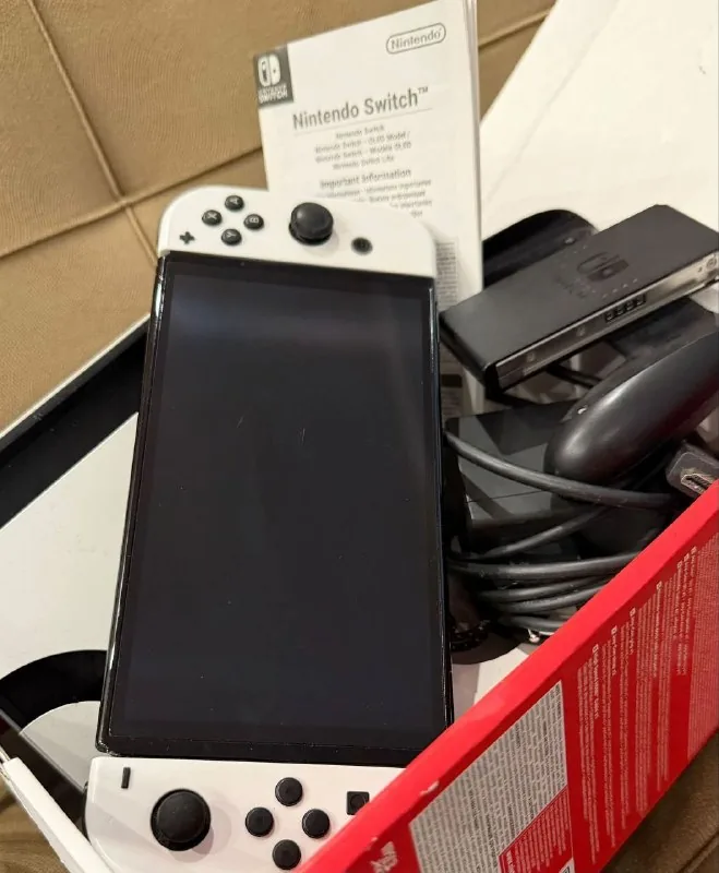 Nintendo Switch OLED с комплектом 1
