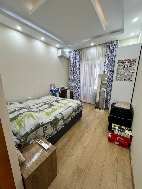 Квартира 2 спальни, гостиная, кухня, 2 сан узла, 2 балкона, кабинет 6