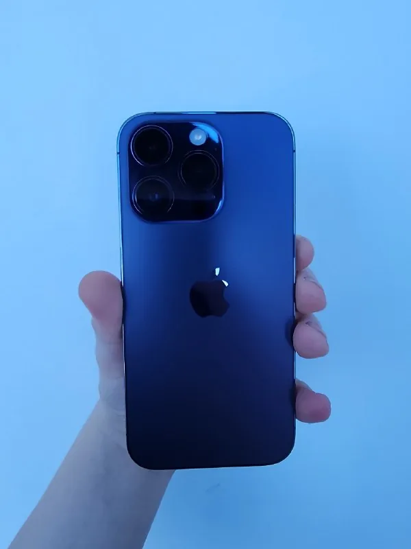 iPhone 14 Pro 1