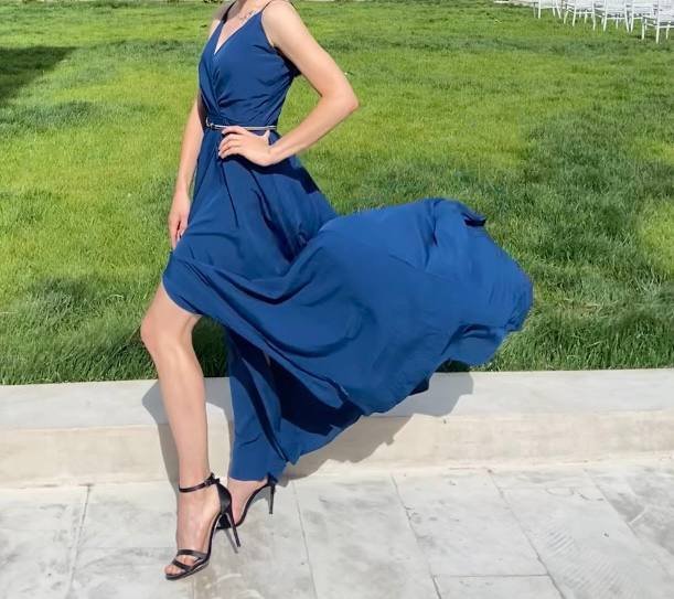 Свитера, жилет, ветровка, платья, шорты женские 6