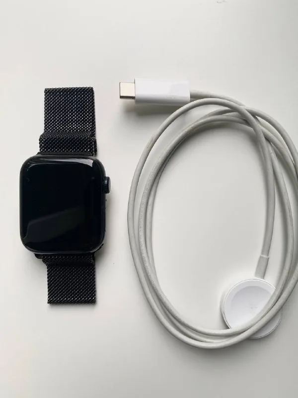 Apple Watch SE 2-го поколения 44мм алюминий 1