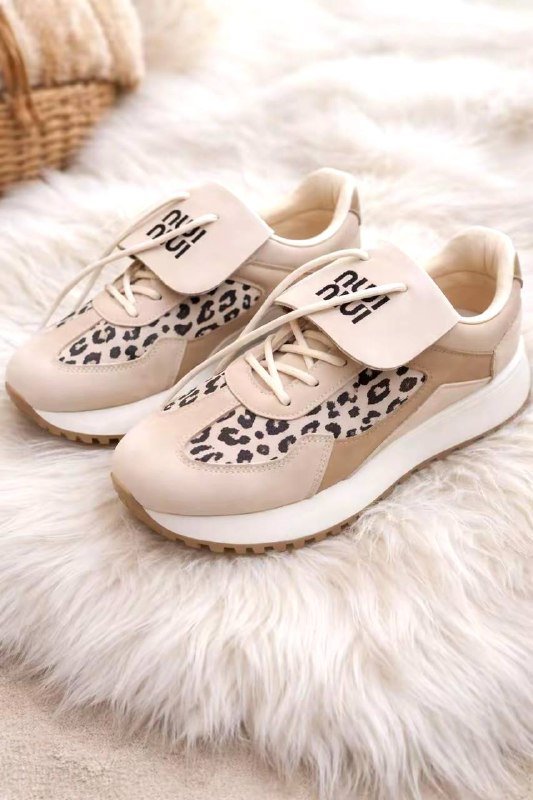 Женские кроссовки Miu Miu