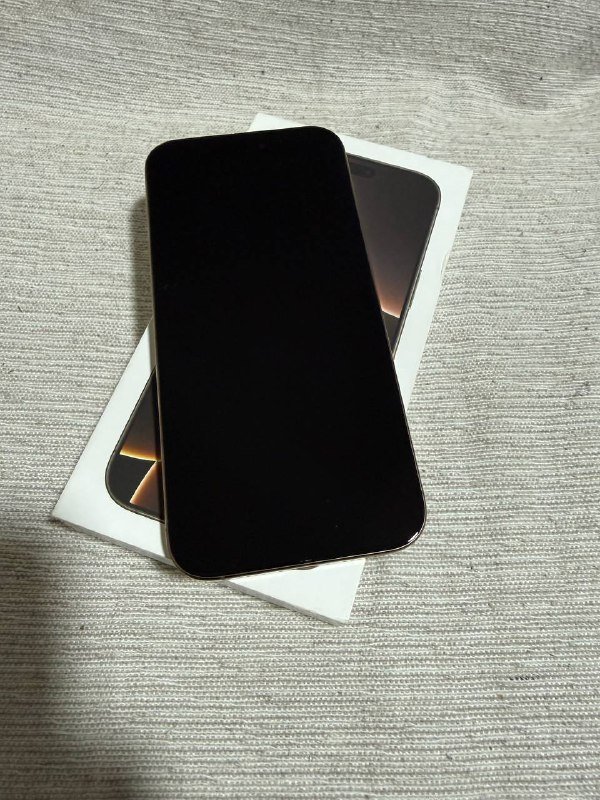 iPhone 16 Pro 256 GB Natural Titanium 2