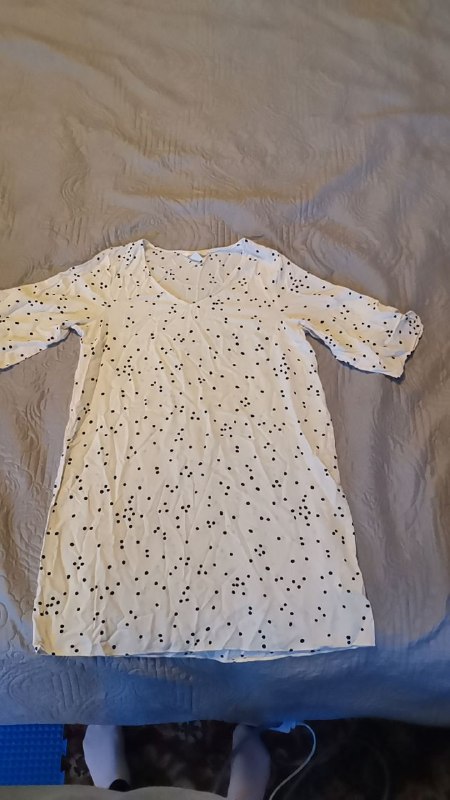 Оранжевое платье Guess, белое платье Теранова, туника h&m, худи Теранова, водолазка Ньюйоркер, платье в горошек, шорты, джинсы дефакто, джинсы зара, футболка теранова 4