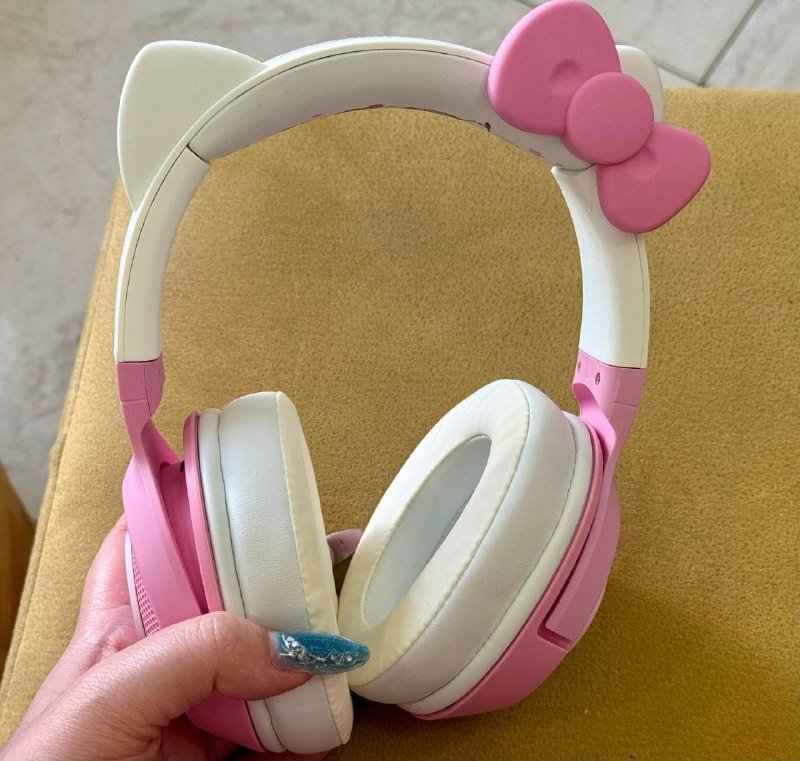 Наушники Razer Kraken BT Hello Kitty and Friends Edition