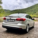 Ford Focus 2018 4