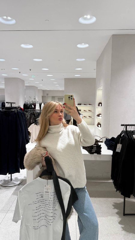 Белый свитер, джинсы, платья женские