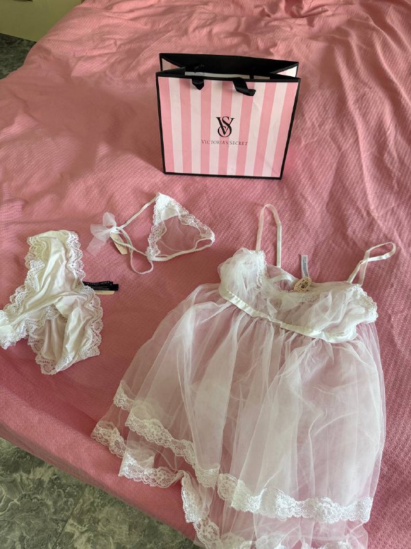 New beds, Victoria Secret lingerie, coffee maker, women's bag, book 2