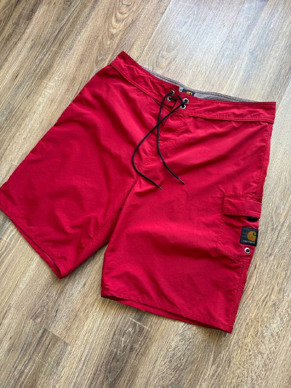 Шорты Oakley, Endura, Carhartt, Майка Alpha Industries, Штаны The North Face, Футболка Napapijri, Кепки Ferrari, Nike, Мессенджер Dickies 3