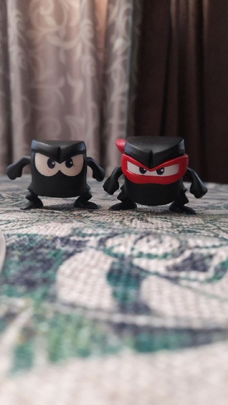 Коллекционных фигурок из King of Thieves, 2 шт