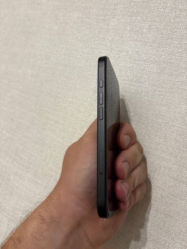 iPhone 16 Black 128GB 7