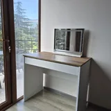 Стол с зеркалом 1