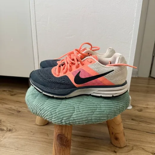 Кроссовки Nike, размер 36