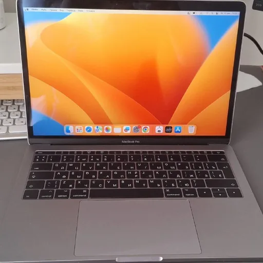 MacBook Pro 13