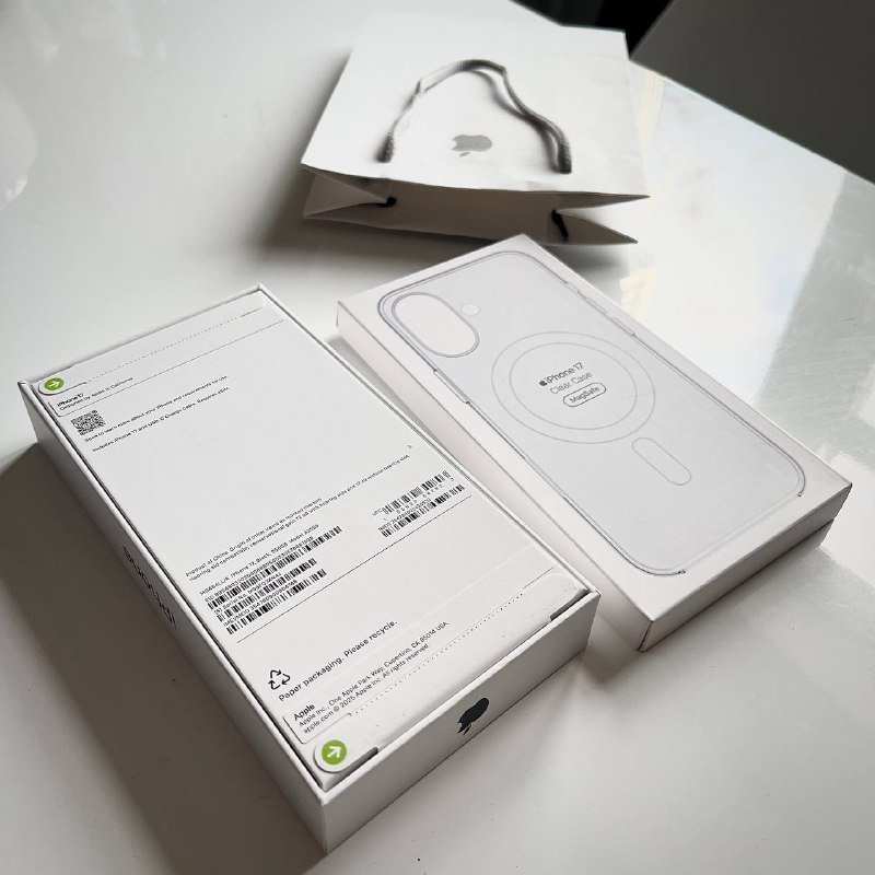 iPhone 17 256GB Black MagSafe кейс защита 2