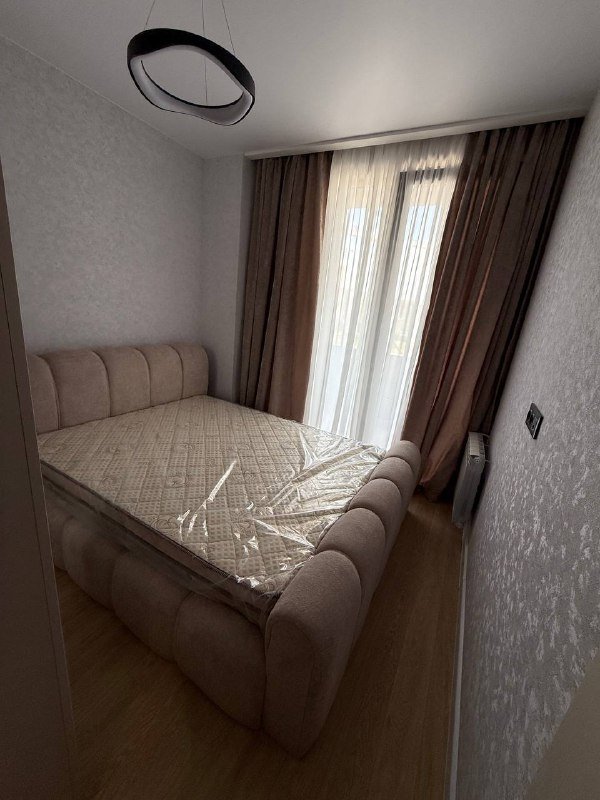 Кровать без матраса высокого качества