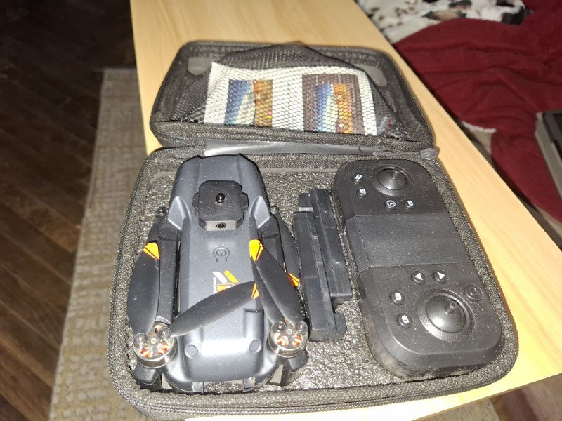 Дрон S119 с кейсом, пультом, батарейками и кабелем