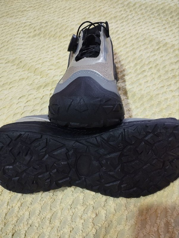 Мужские новые кроссовки 41 размер 2