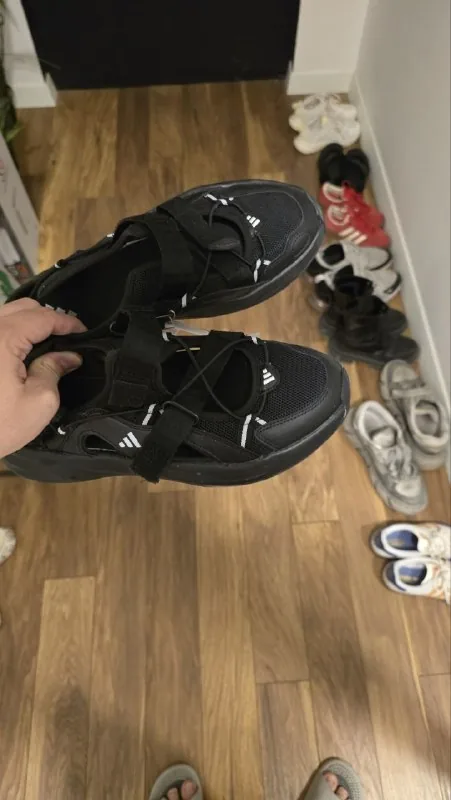 Adidas OZWAVE sandals 1
